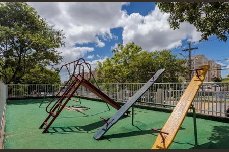 Apartamento à venda com 40m², 2 quartos e 1 vaga Apartamento à venda com 40m², 2 quartos e 1 vagaÁrea comum - Playground