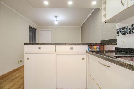 Apartamento à venda com 40m², 2 quartos e 1 vaga Apartamento à venda com 40m², 2 quartos e 1 vagaCozinha e Área de Serviço