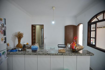 Casa à venda com 180m², 3 quartos e 2 vagasCozinha