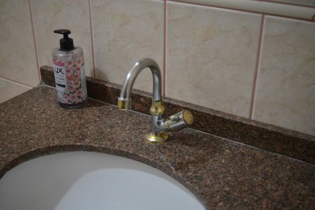 Casa à venda com 180m², 3 quartos e 2 vagasBanheiro Social