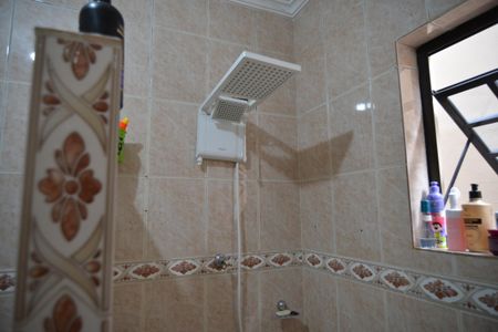 Casa à venda com 180m², 3 quartos e 2 vagasBanheiro Social 2