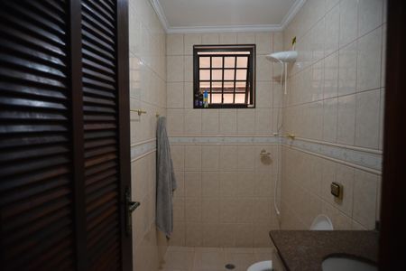 Casa à venda com 180m², 3 quartos e 2 vagasBanheiro Social
