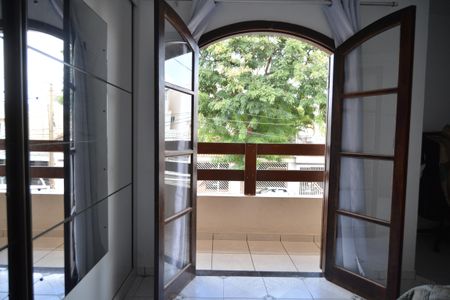 Casa à venda com 180m², 3 quartos e 2 vagasQuarto 1