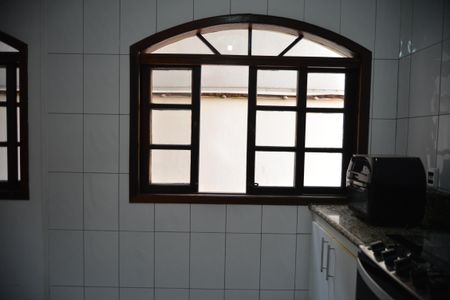 Casa à venda com 180m², 3 quartos e 2 vagasCozinha