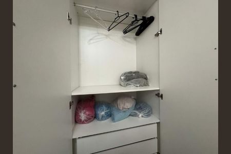 Apartamento à venda com 35m², 1 quarto e sem vaga