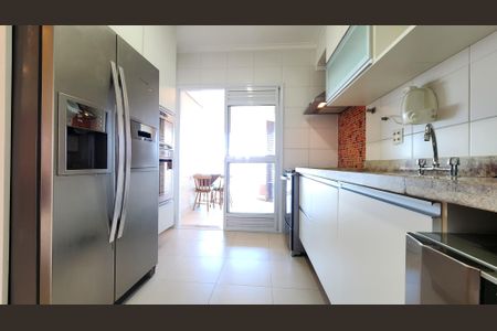 Apartamento para alugar com 234m², 3 quartos e 4 vagasCozinha