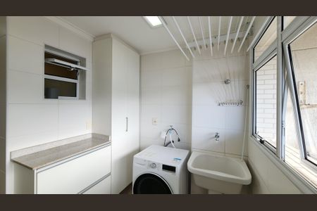 Apartamento para alugar com 234m², 3 quartos e 4 vagasÁrea de Serviço