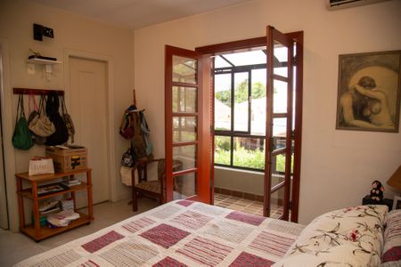 Casa à venda com 250m², 5 quartos e 3 vagasQuarto 2 - Suíte