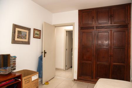 Casa à venda com 250m², 5 quartos e 3 vagasQuarto 4