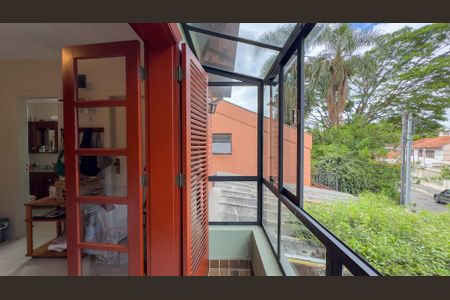 Casa à venda com 250m², 5 quartos e 3 vagasSacada