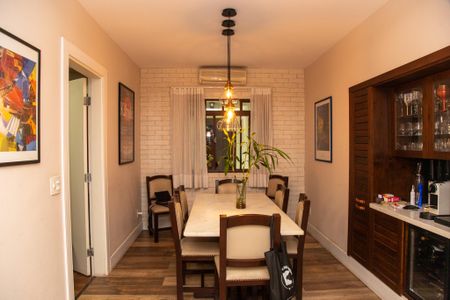 Casa à venda com 250m², 5 quartos e 3 vagasSala de Jantar