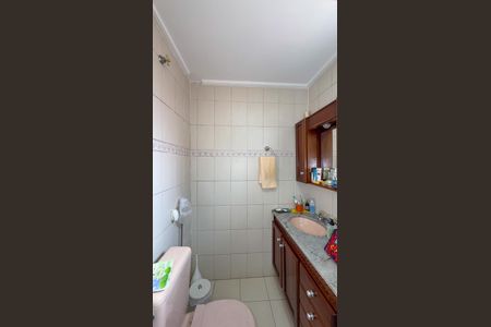 Casa à venda com 250m², 5 quartos e 3 vagasBanheiro da Suíte 2