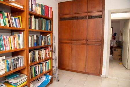 Casa à venda com 250m², 5 quartos e 3 vagasQuarto 3