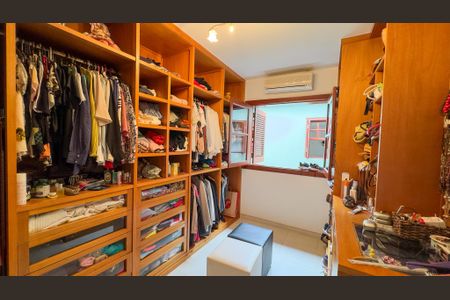 Casa à venda com 250m², 5 quartos e 3 vagasQuarto 5