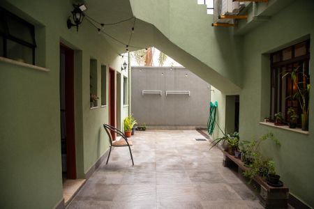 Casa à venda com 250m², 5 quartos e 3 vagasQuintal