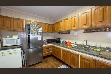 Casa à venda com 250m², 5 quartos e 3 vagasCozinha