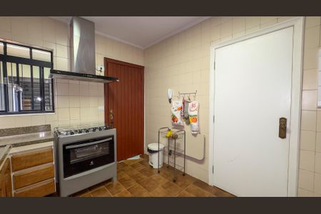 Casa à venda com 250m², 5 quartos e 3 vagasCozinha