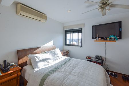 Apartamento à venda com 563m², 5 quartos e 4 vagasQuarto 2