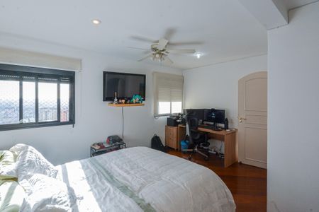 Apartamento à venda com 563m², 5 quartos e 4 vagasQuarto 2