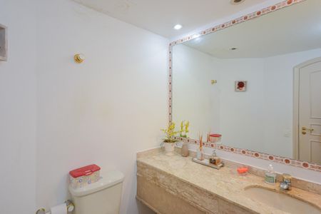 Apartamento à venda com 563m², 5 quartos e 4 vagasBanheiro Social