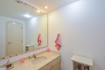 Apartamento à venda com 563m², 5 quartos e 4 vagasBanheiro Social