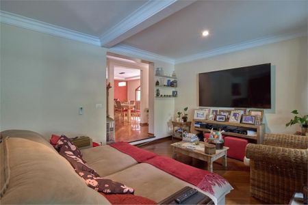 Casa à venda com 300m², 3 quartos e 3 vagas