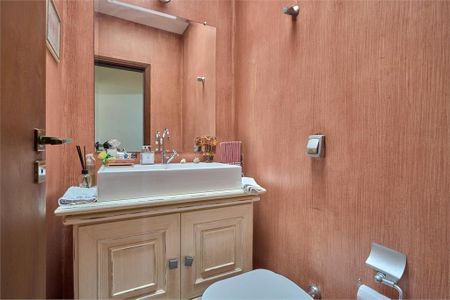 Casa à venda com 300m², 3 quartos e 3 vagas