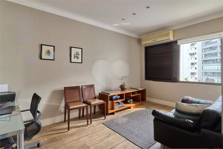 Apartamento à venda com 4 quartos, 262m² em Campo Belo, São Paulo