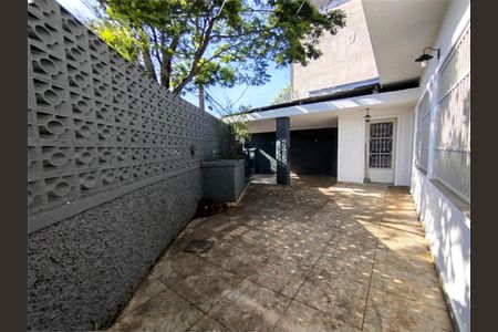 Casa à venda com 281m², 3 quartos e 2 vagas