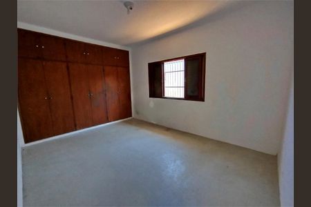 Casa à venda com 281m², 3 quartos e 2 vagas