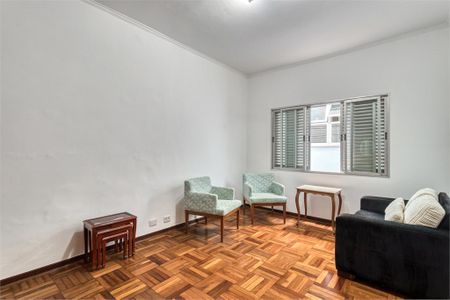Casa à venda com 220m², 3 quartos e 2 vagas