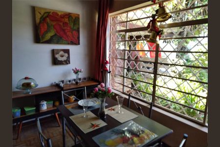 Casa à venda com 155m², 3 quartos e 3 vagas