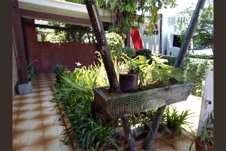 Casa à venda com 155m², 3 quartos e 3 vagas