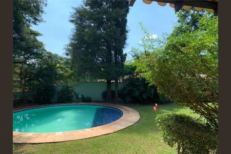 Casa à venda com 450m², 3 quartos e 4 vagas