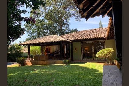 Casa à venda com 450m², 3 quartos e 4 vagas