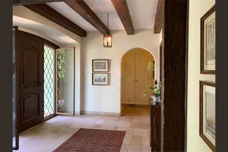 Casa à venda com 450m², 3 quartos e 4 vagas