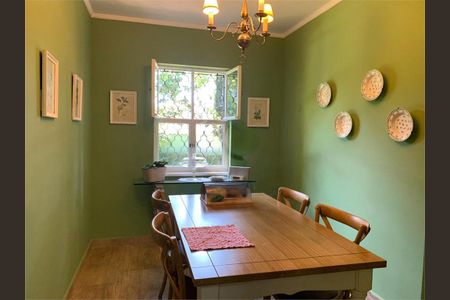 Casa à venda com 450m², 3 quartos e 4 vagas