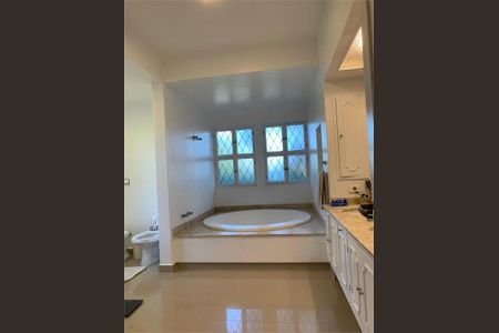 Casa à venda com 450m², 3 quartos e 4 vagas