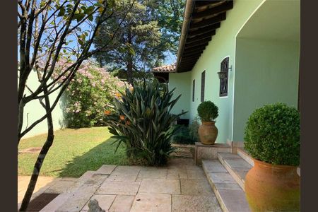 Casa à venda com 450m², 3 quartos e 4 vagas