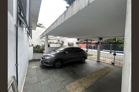 Casa à venda com 238m², 3 quartos e 2 vagas