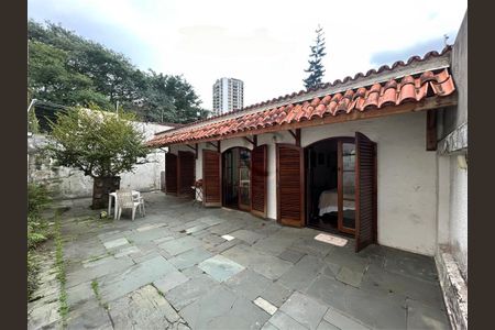 Casa à venda com 238m², 3 quartos e 2 vagas