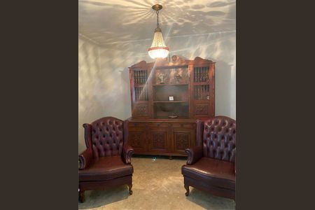 Casa à venda com 452m², 3 quartos e 4 vagas