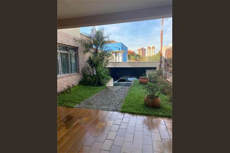 Casa à venda com 452m², 3 quartos e 4 vagas