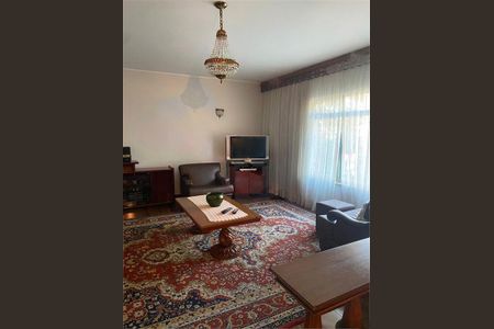 Casa à venda com 452m², 3 quartos e 4 vagas