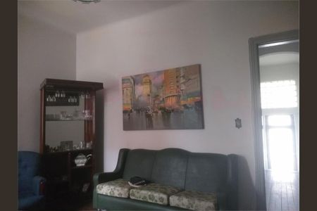 Casa à venda com 180m², 3 quartos e sem vaga