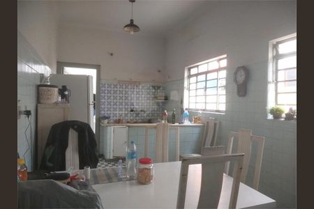 Casa à venda com 180m², 3 quartos e sem vaga