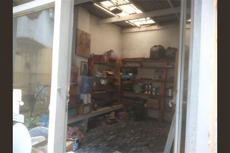 Casa à venda com 180m², 3 quartos e sem vaga