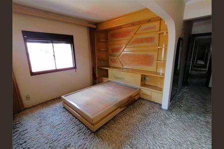 Apartamento à venda com 220m², 4 quartos e 3 vagas