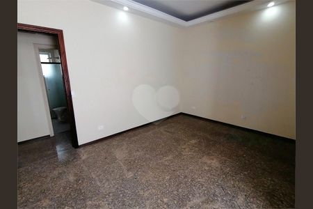 Apartamento à venda com 220m², 4 quartos e 3 vagas