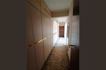 Apartamento à venda com 220m², 4 quartos e 3 vagas